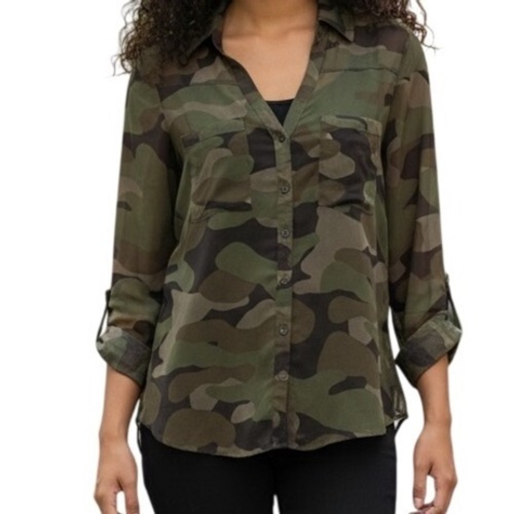 EXPRESS The Portofino Shirt Green‎ Camo Print Roll Tab Button Up Sleeves XS